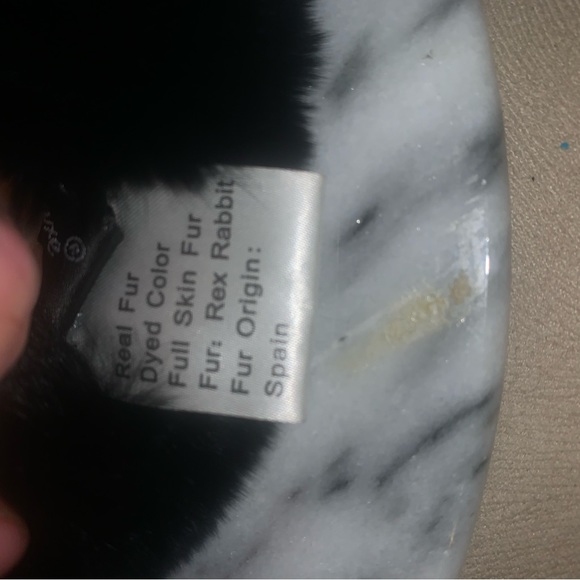 Woman's "Belle Fare" Fur Neck Warmer ( Snood) - Picture 3 of 4